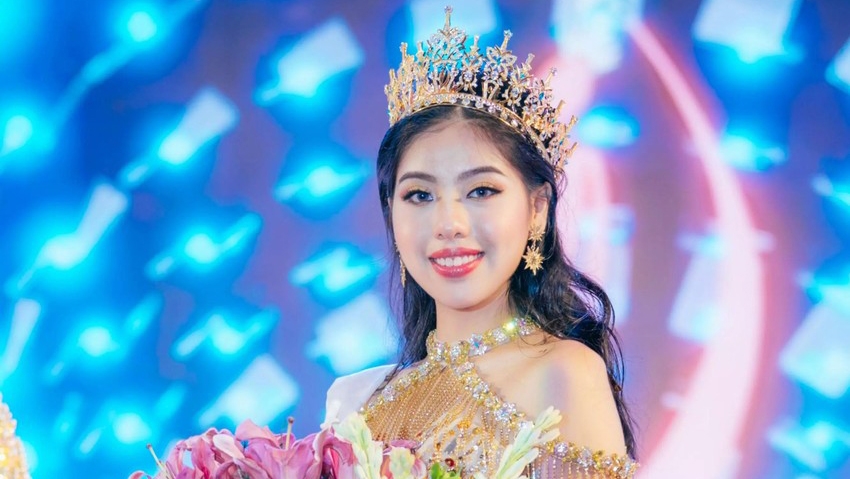 Vietnamese representative crowned Miss Teen International 2022